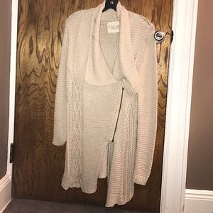 Like new Rachel Roy knit cardigan